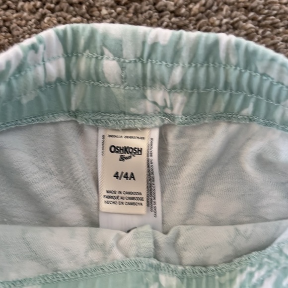 OshKosh Shorts - Picture 2 of 3